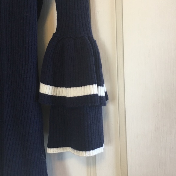 Frame Double Ruffle Cuff sweater - Picture 5 of 6